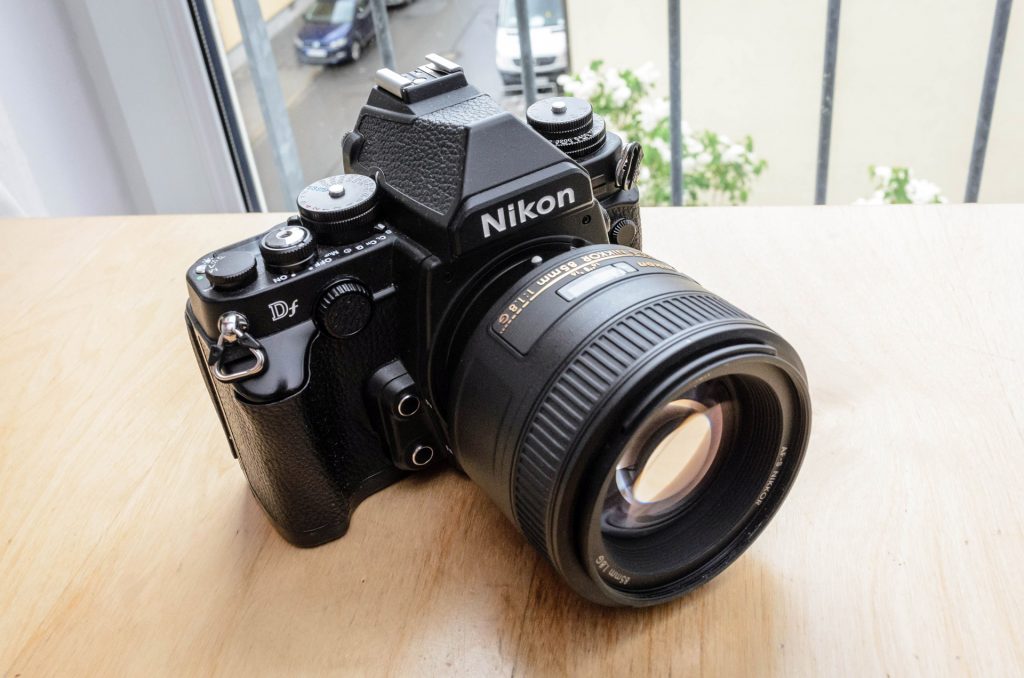 Nikon Df mit Nikon AF-S Nikkor 85mm f/1.8 G